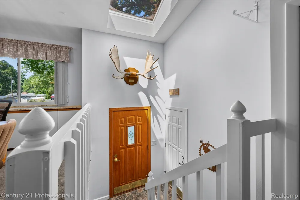 5135 Virgie Lane West Bloomfield Charter Township, MI 48324