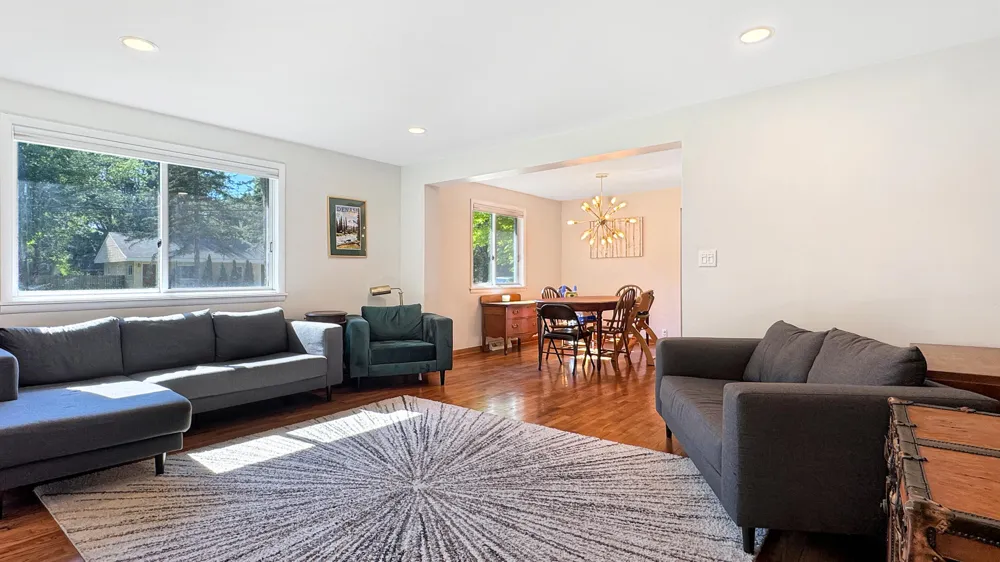 226 Seneca Place Cadillac City, MI 49601