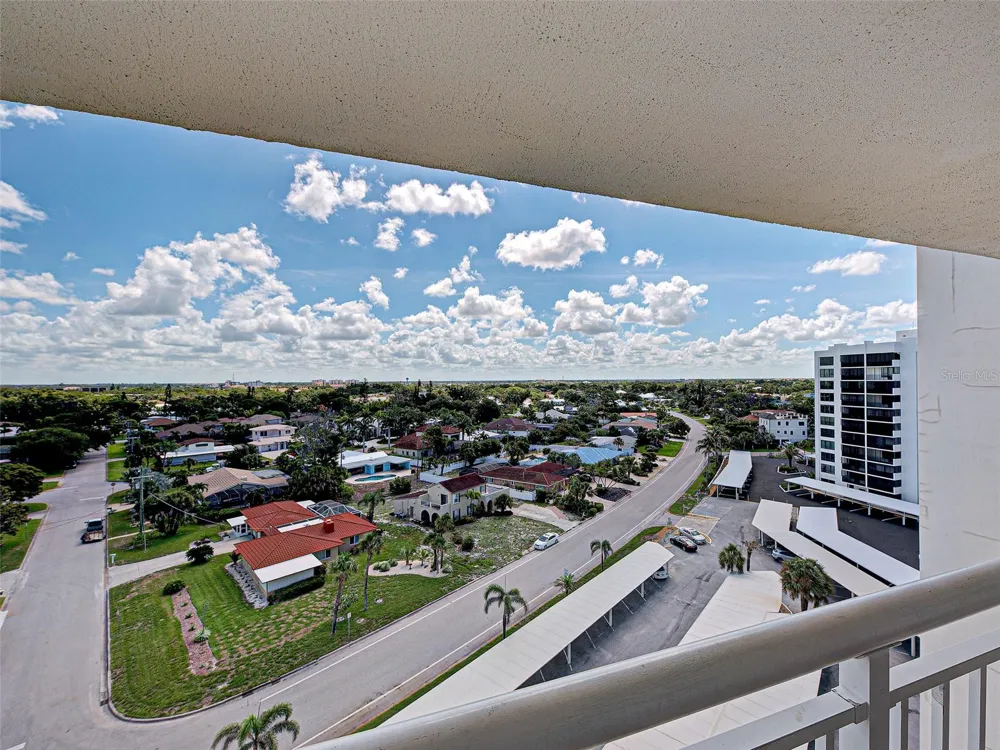 633 ALHAMBRA ROAD #1006 Venice, FL 34285