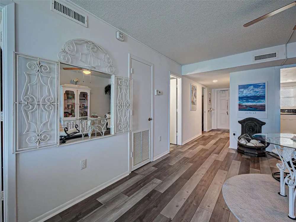 633 ALHAMBRA ROAD #1006 Venice, FL 34285