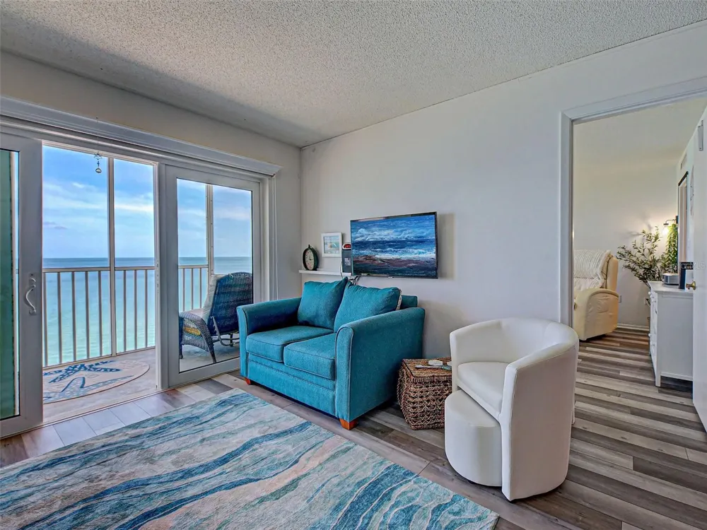 633 ALHAMBRA ROAD #1006 Venice, FL 34285