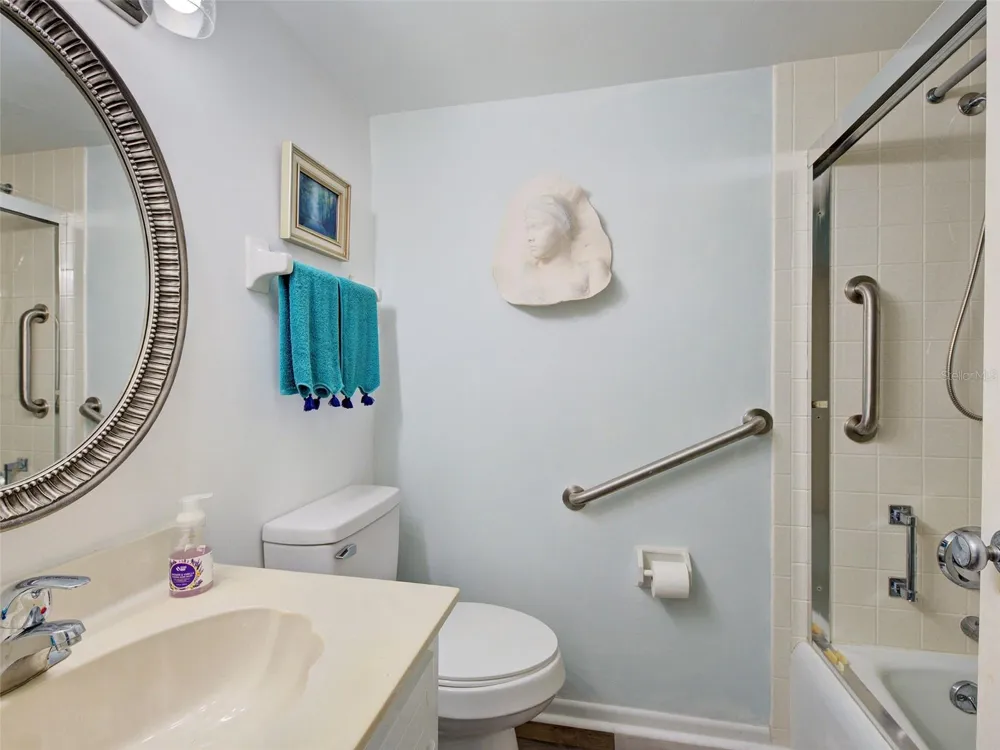 633 ALHAMBRA ROAD #1006 Venice, FL 34285