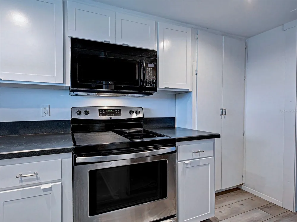 633 ALHAMBRA ROAD #1006 Venice, FL 34285