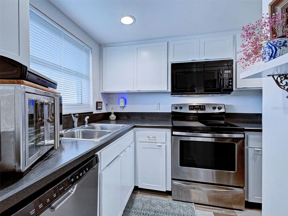 633 ALHAMBRA ROAD #1006 Venice, FL 34285