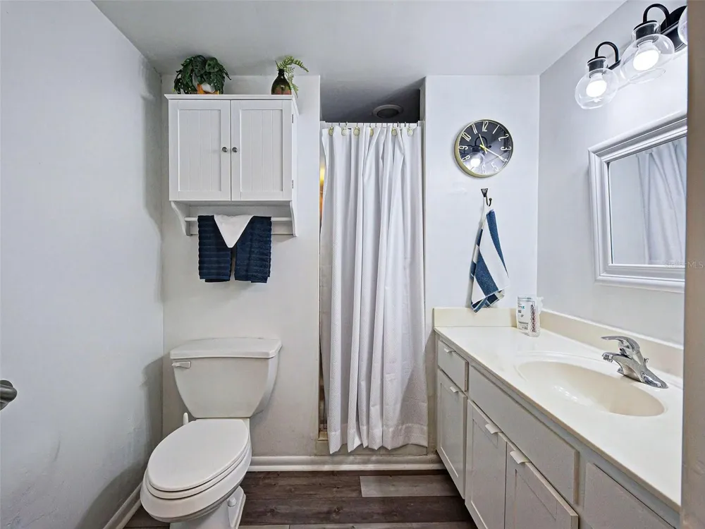 633 ALHAMBRA ROAD #1006 Venice, FL 34285