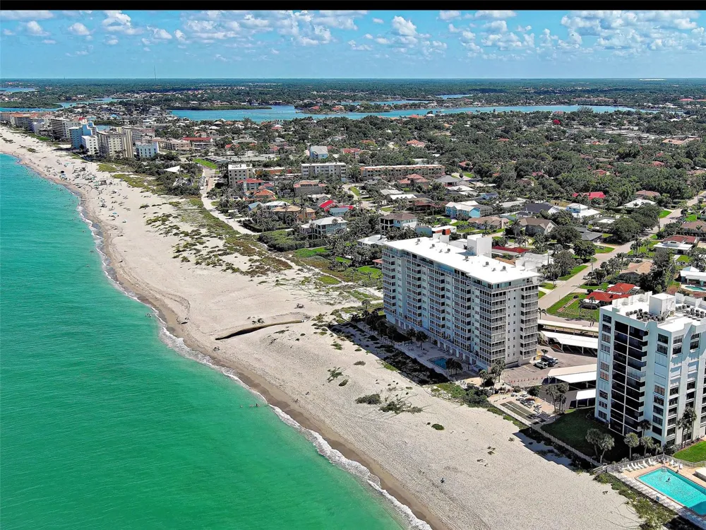 633 ALHAMBRA ROAD #1006 Venice, FL 34285