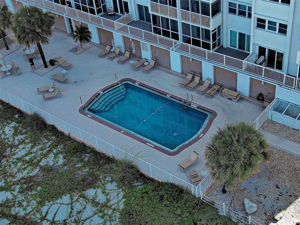 633 ALHAMBRA ROAD #1006 Venice, FL 34285