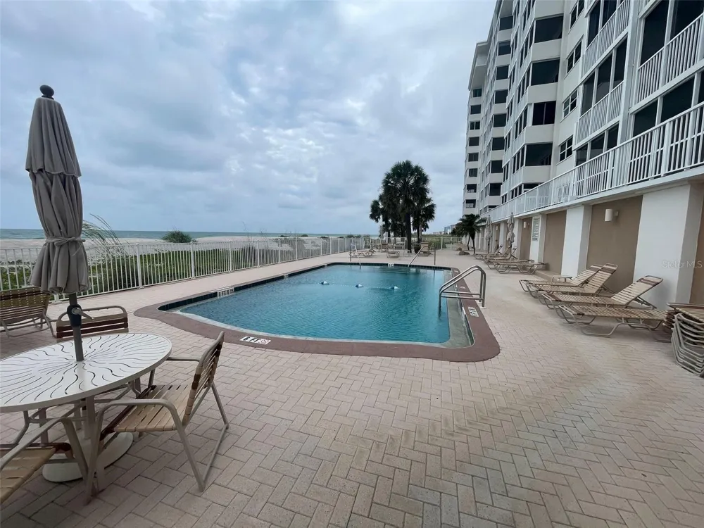633 ALHAMBRA ROAD #1006 Venice, FL 34285