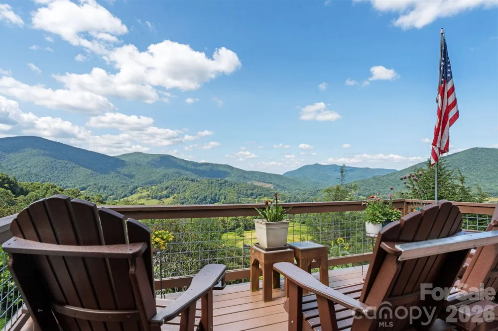 1013 Perry Road West Jefferson, NC 28694
