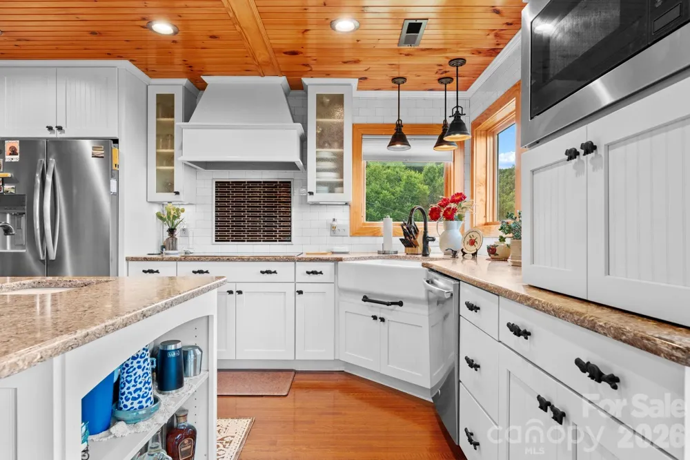 1013 Perry Road West Jefferson, NC 28694