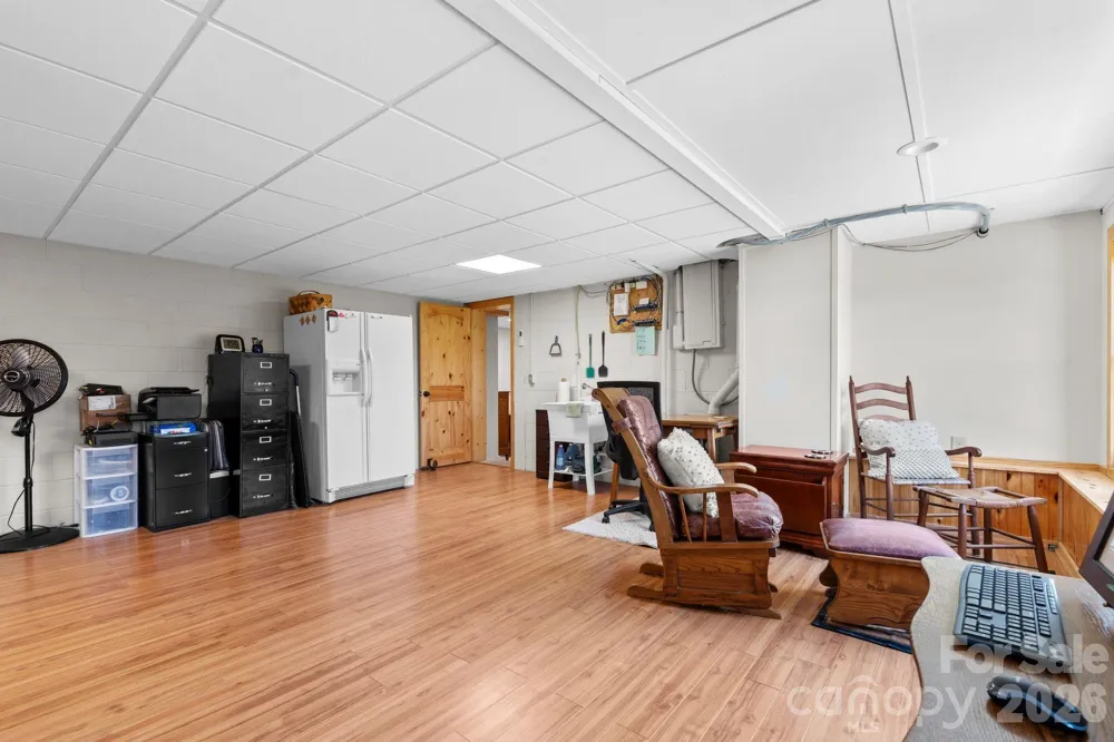 1013 Perry Road West Jefferson, NC 28694