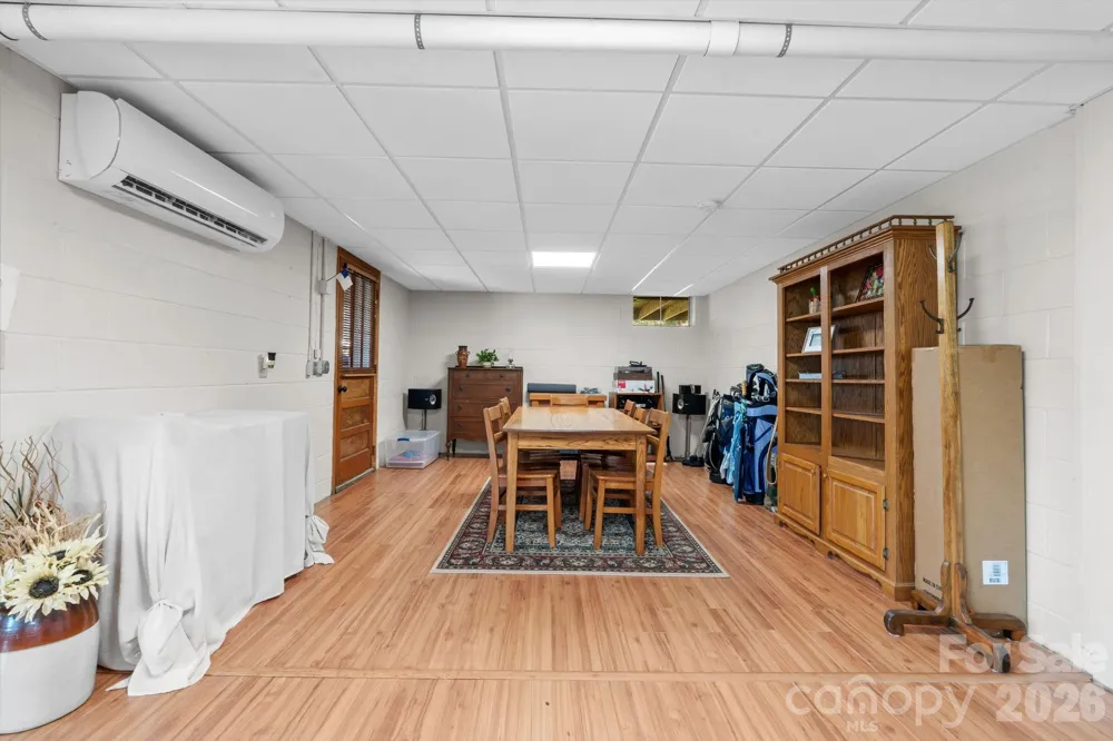 1013 Perry Road West Jefferson, NC 28694