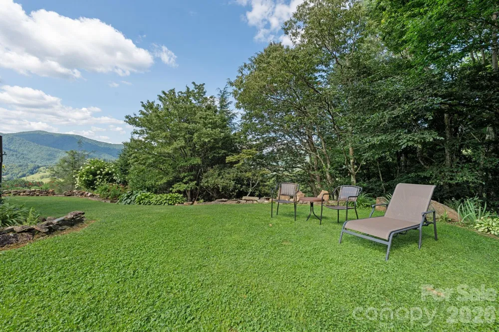 1013 Perry Road West Jefferson, NC 28694