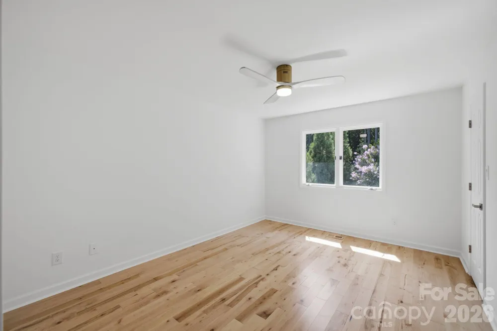 2494 Cherry Lane Denver, NC 28037