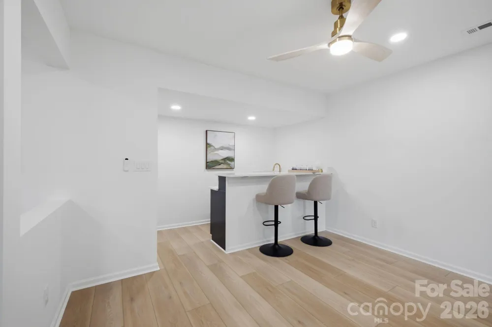 2494 Cherry Lane Denver, NC 28037