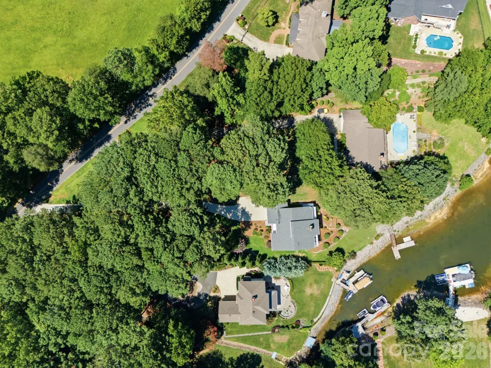 2494 Cherry Lane Denver, NC 28037