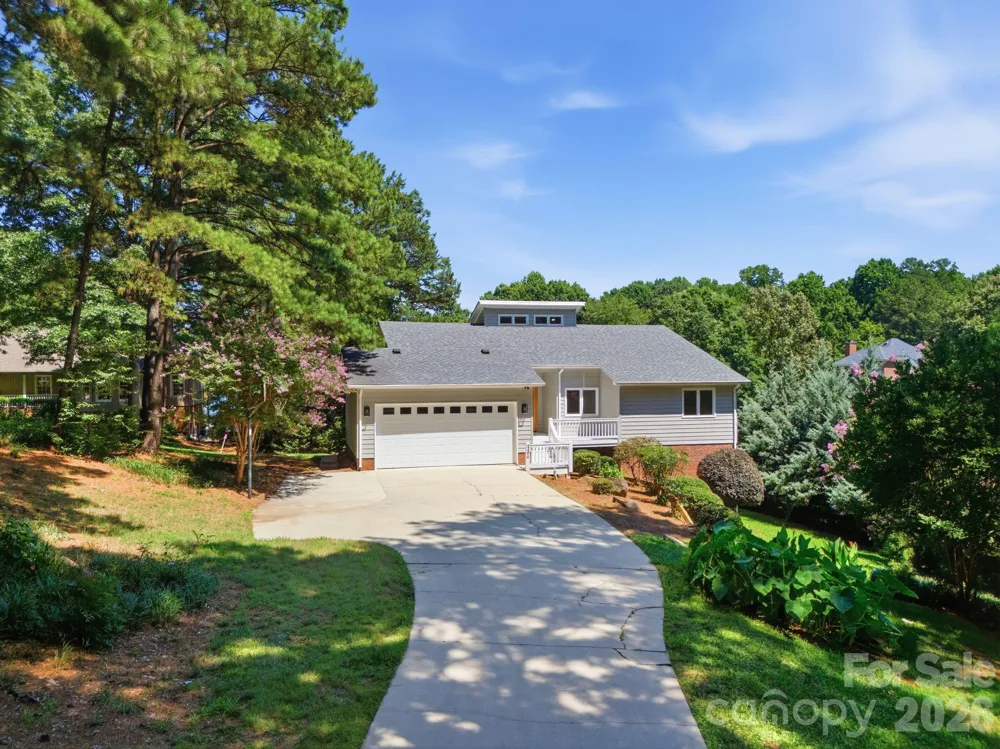 2494 Cherry Lane Denver, NC 28037