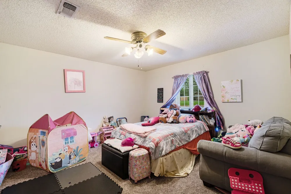 820 NE 32nd Paris, TX 75460