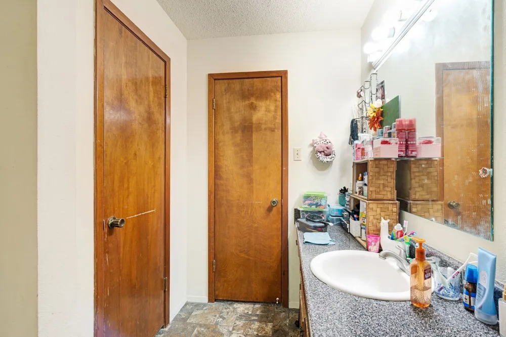 820 NE 32nd Paris, TX 75460