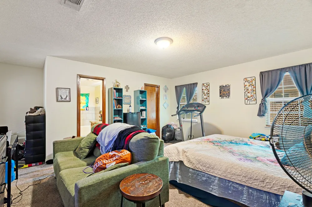 820 NE 32nd Paris, TX 75460