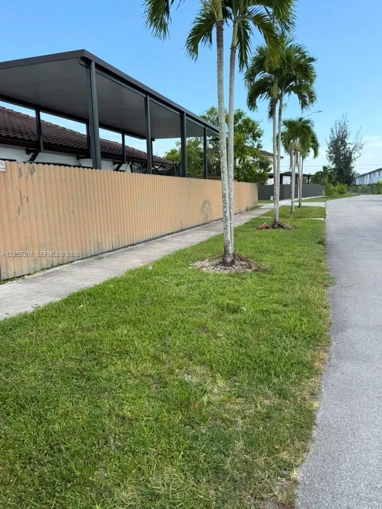 11730 SW 229th Ln #11730 Miami, FL 33170
