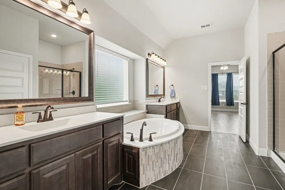 12601 Panther Creek Drive Godley, TX 76044