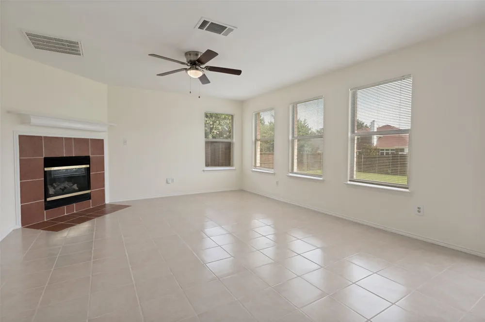 218 Jacob Court Glenn Heights, TX 75154