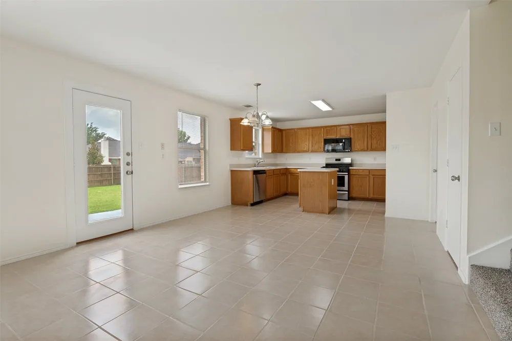 218 Jacob Court Glenn Heights, TX 75154