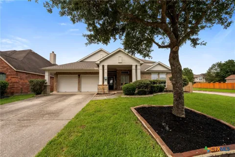 2521 Twisting Pine Court