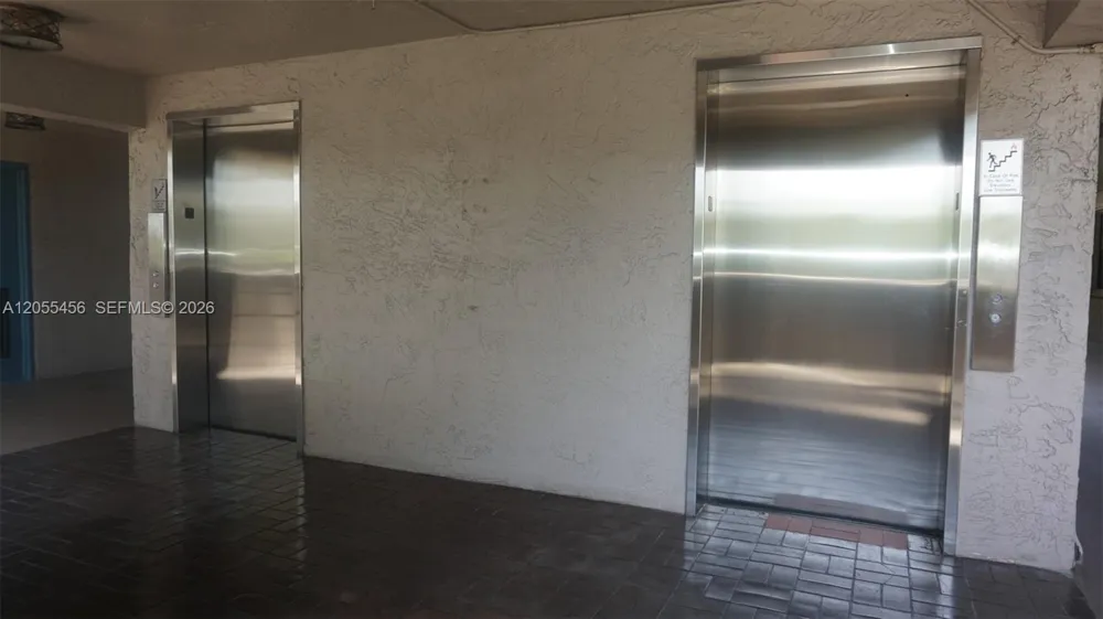 1100 Colony Point Cir #206 Pembroke Pines, FL 33026
