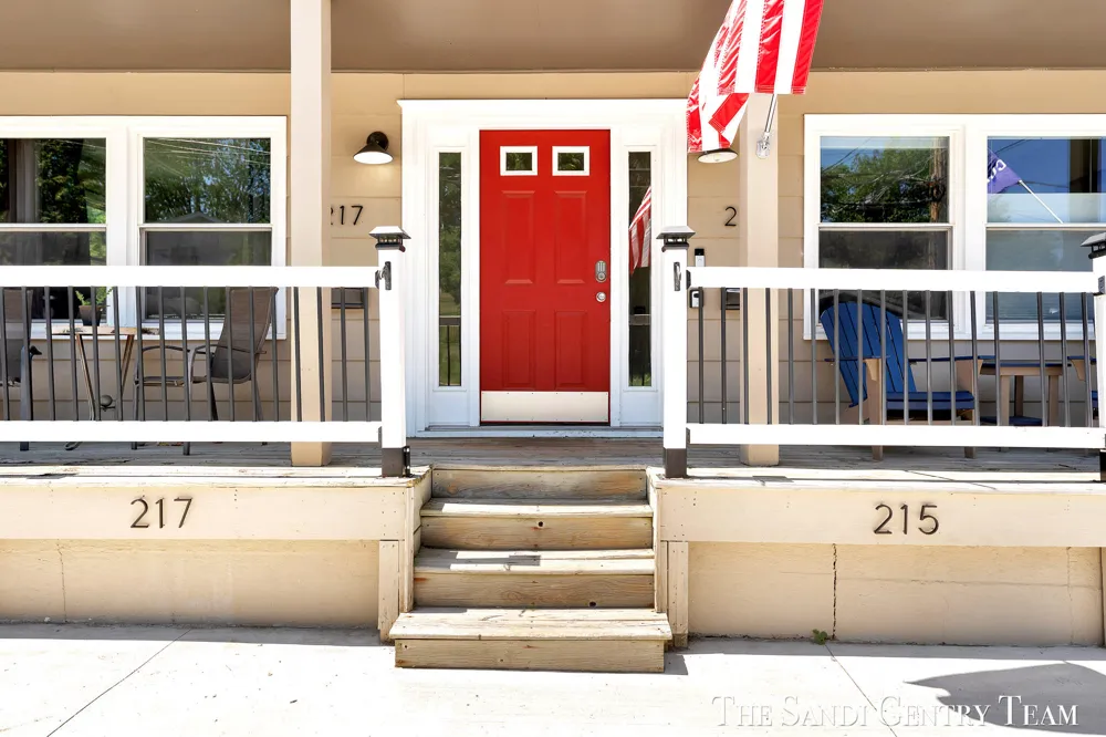 215 S 1st Street Grand Haven, MI 49417