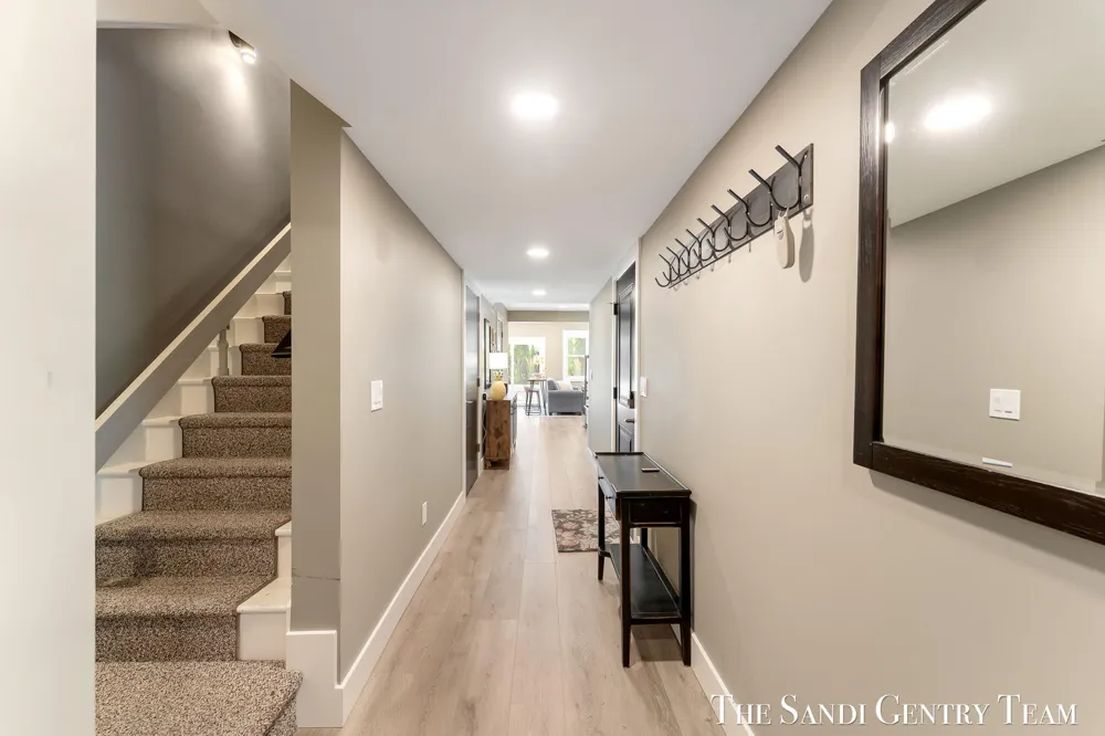 215 S 1st Street Grand Haven, MI 49417