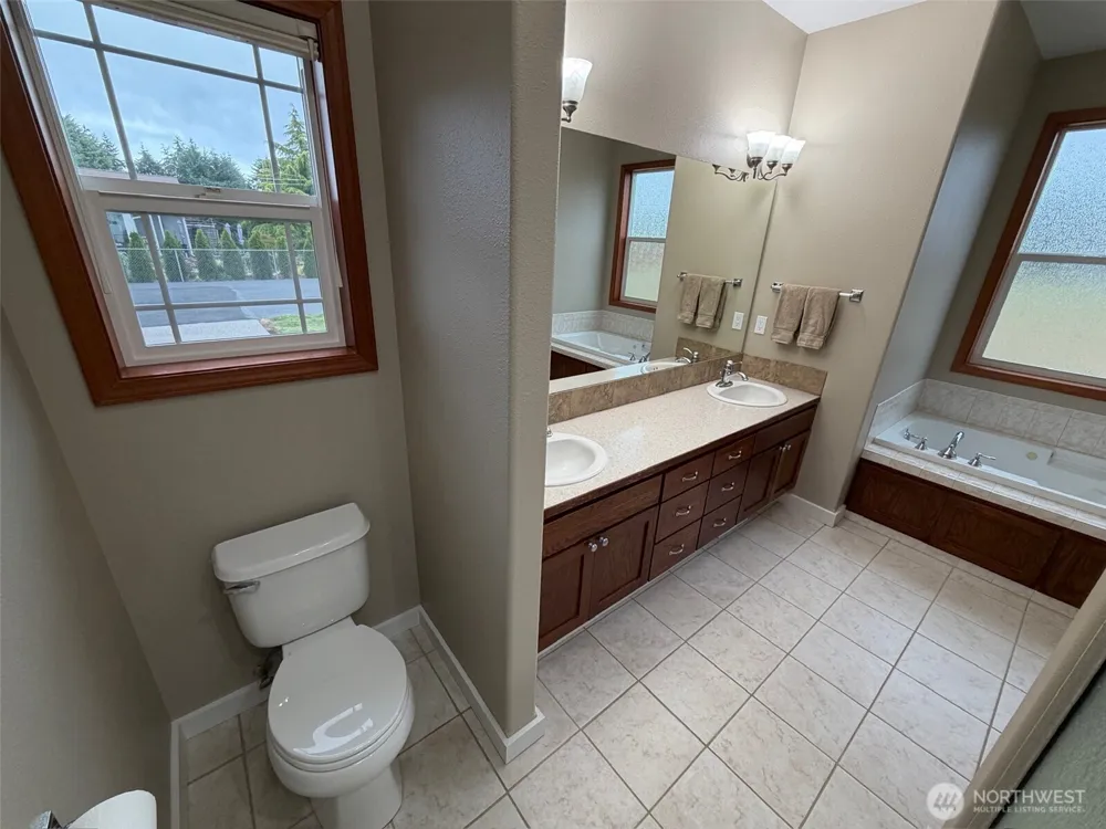 117 Garrett Loop Chehalis, WA 98532