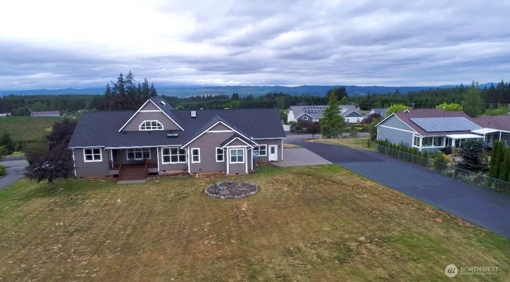 117 Garrett Loop Chehalis, WA 98532