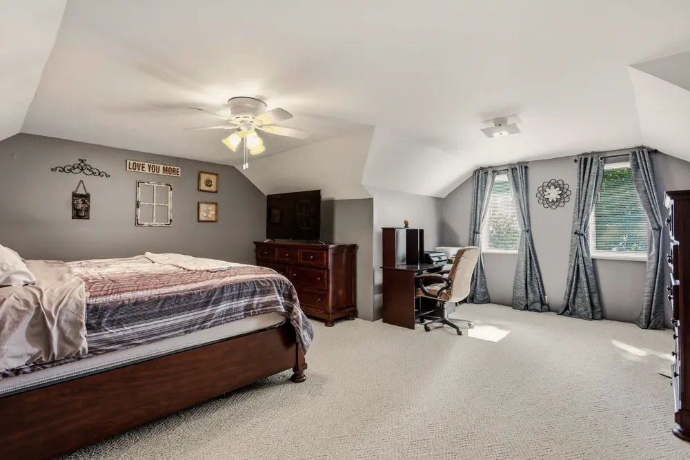 1090 Block Road Blumfield Township, MI 48757