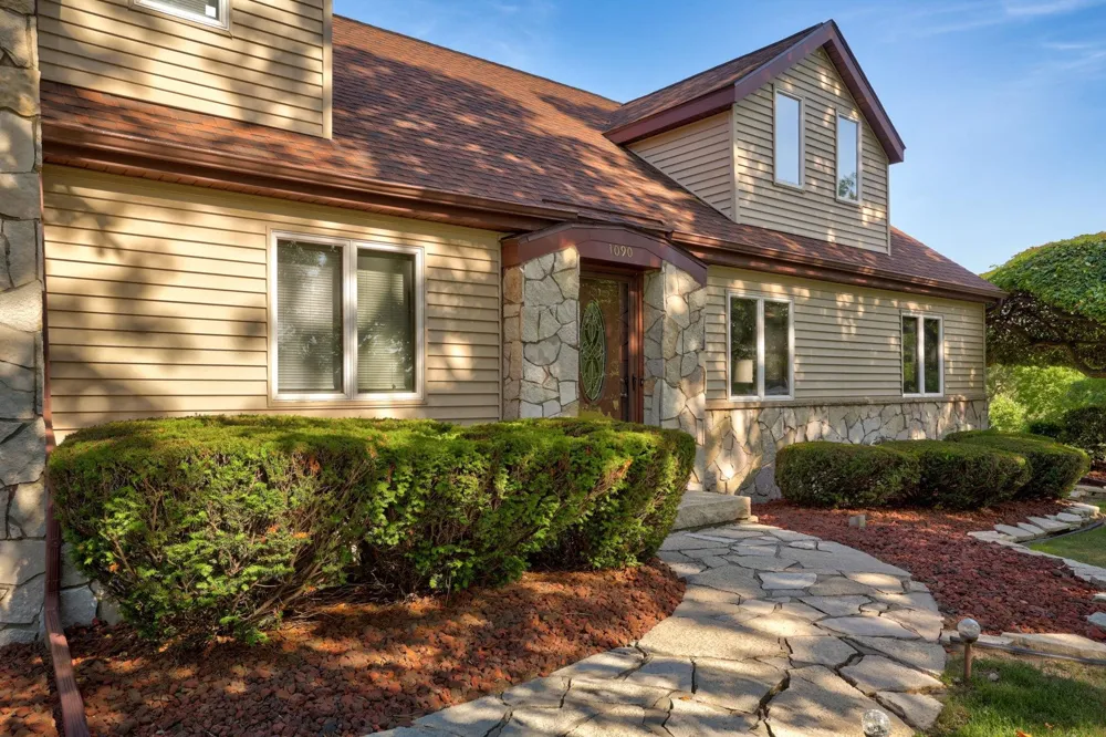 1090 Block Road Blumfield Township, MI 48757