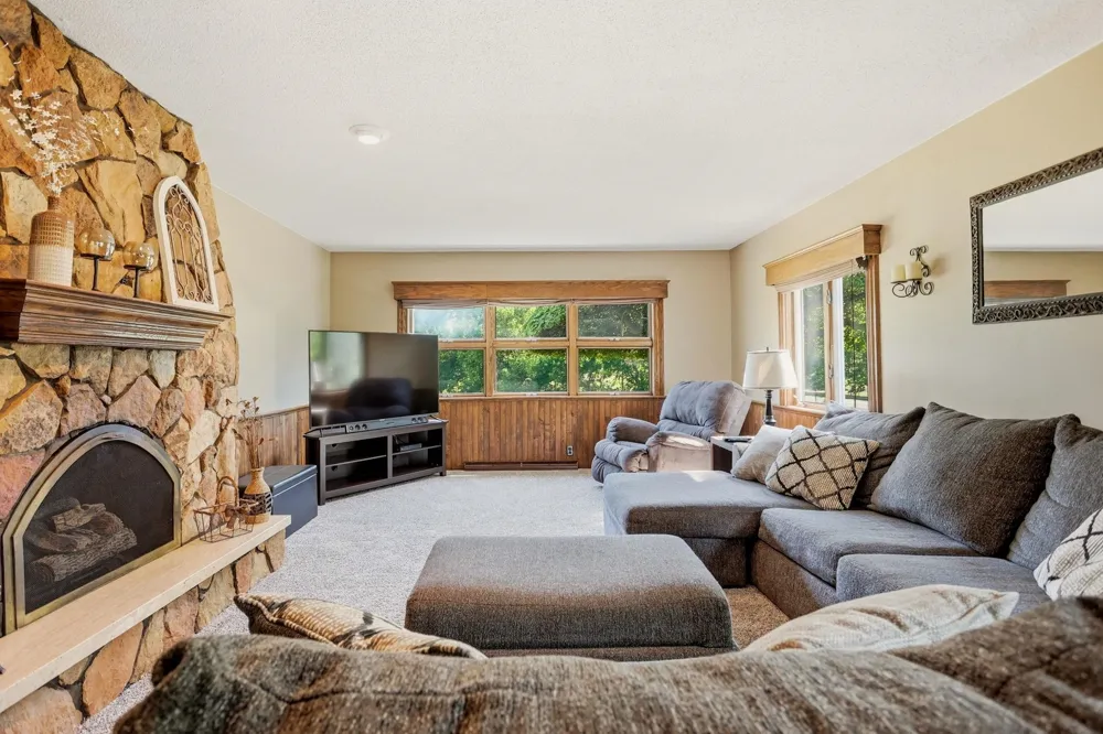 1090 Block Road Blumfield Township, MI 48757