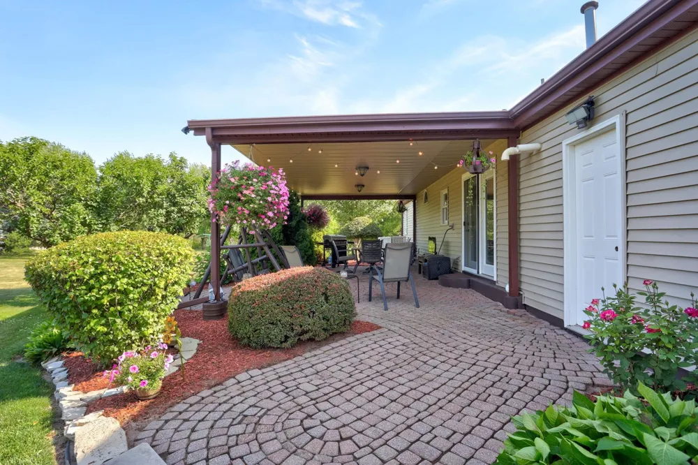 1090 Block Road Blumfield Township, MI 48757