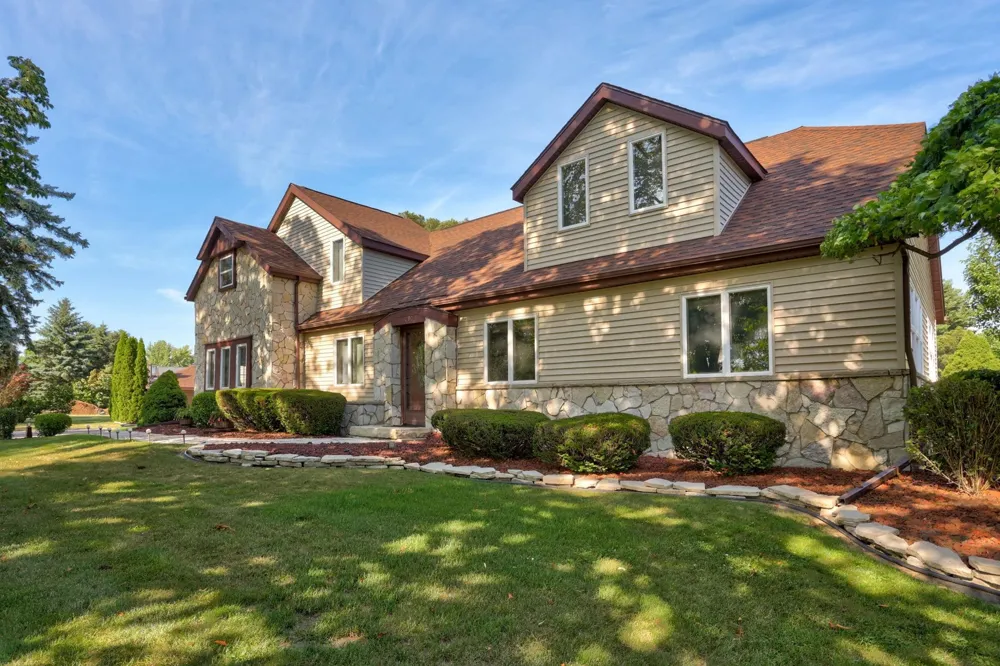 1090 Block Road Blumfield Township, MI 48757