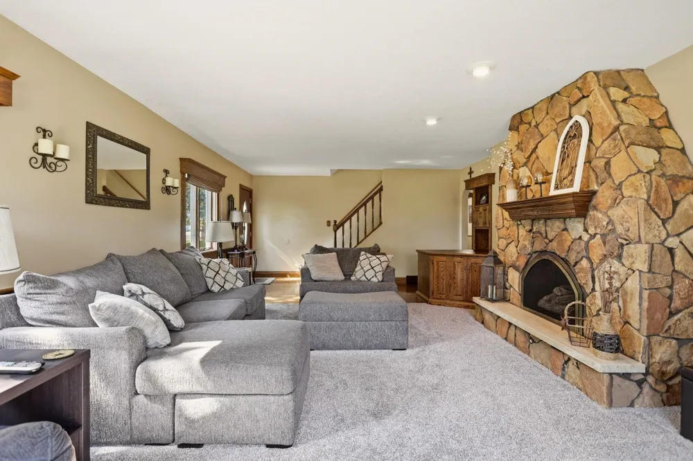 1090 Block Road Blumfield Township, MI 48757