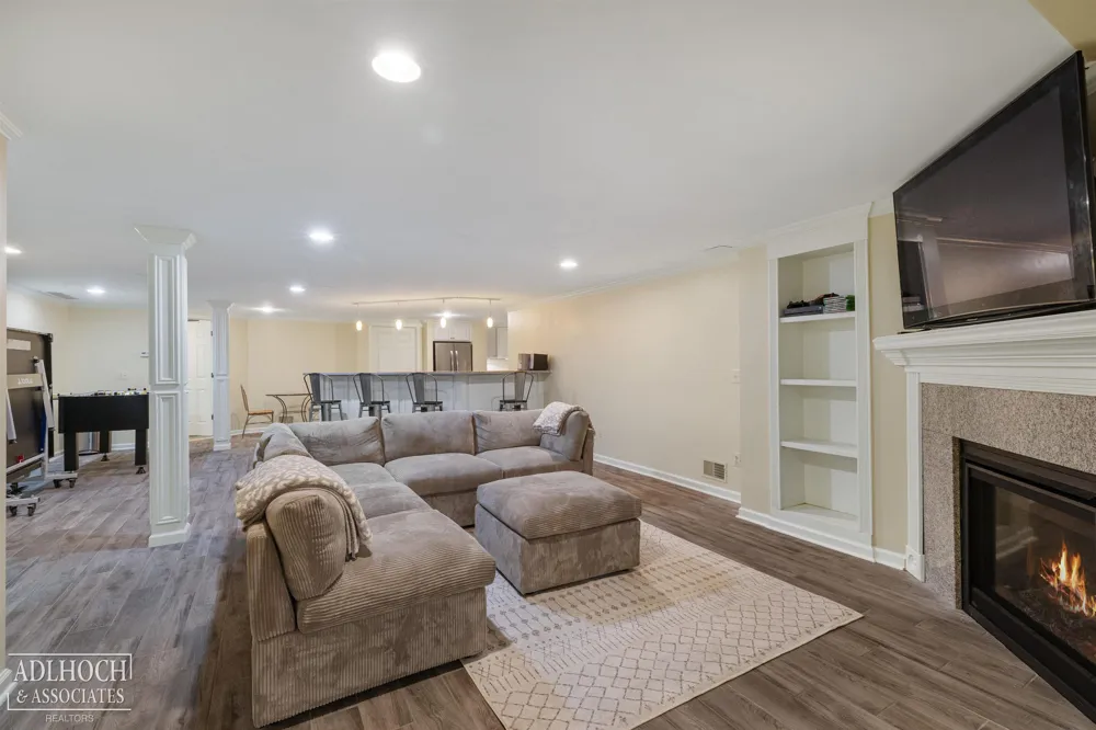 758 Middlesex Road Grosse Pointe Park City, MI 48230
