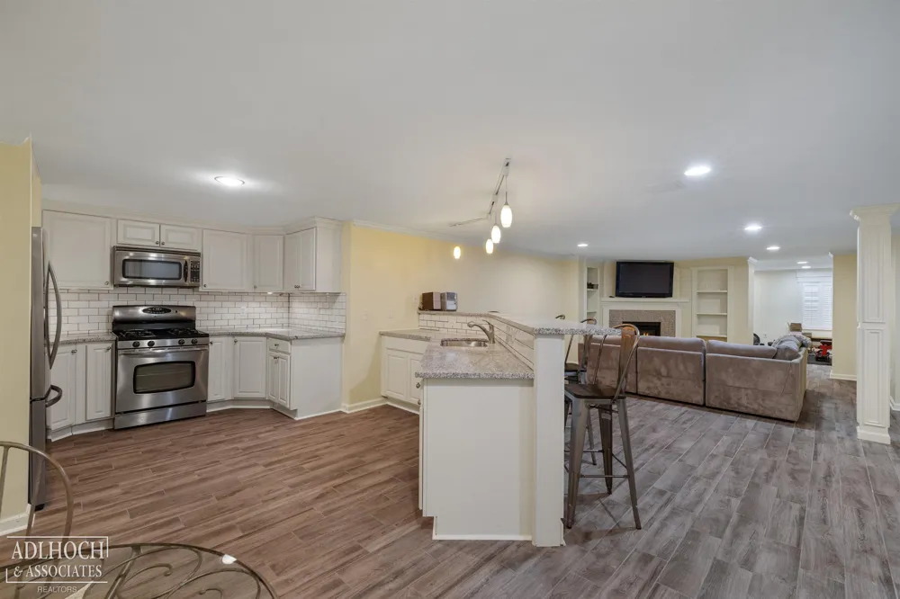 758 Middlesex Road Grosse Pointe Park City, MI 48230