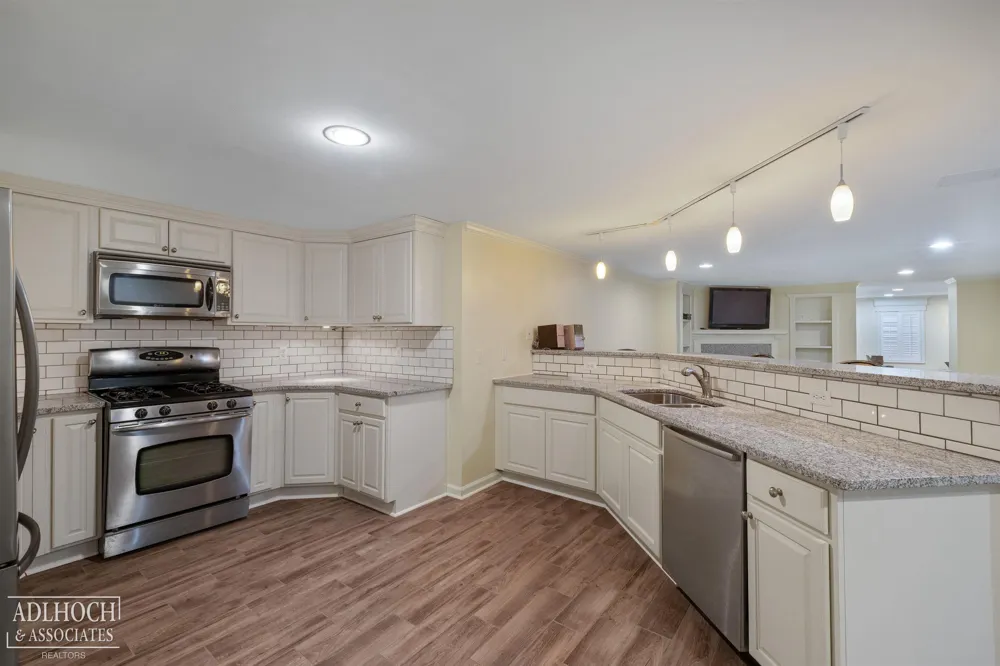 758 Middlesex Road Grosse Pointe Park City, MI 48230