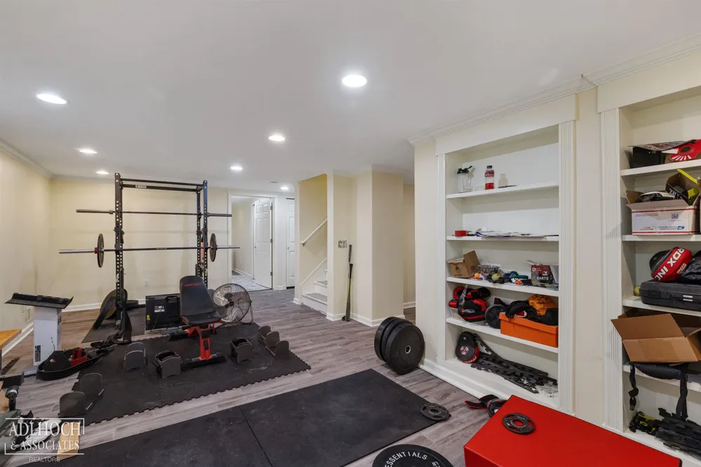 758 Middlesex Road Grosse Pointe Park City, MI 48230