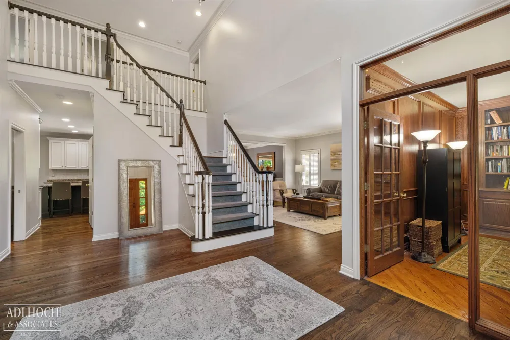 758 Middlesex Road Grosse Pointe Park City, MI 48230