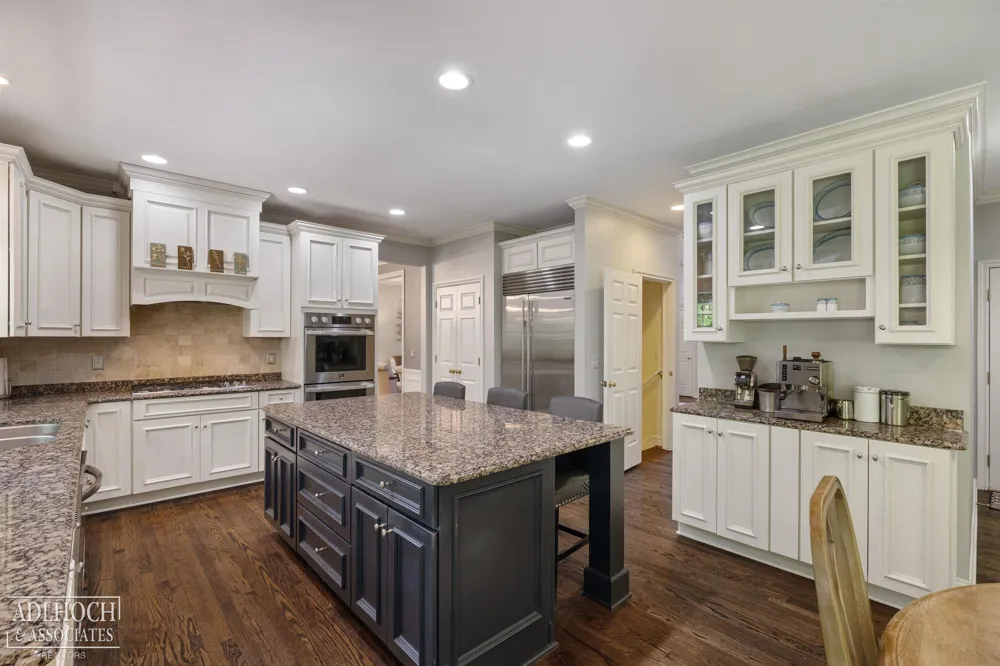 758 Middlesex Road Grosse Pointe Park City, MI 48230