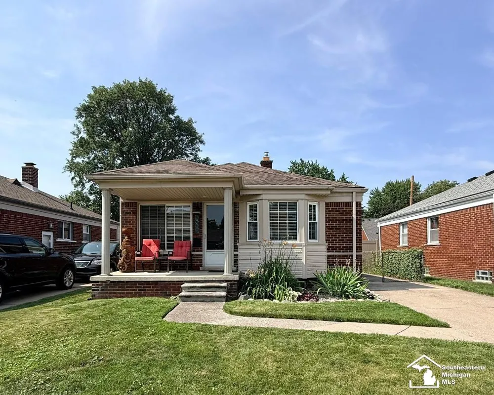 14601 Arlington Street Allen Park City, MI 48101