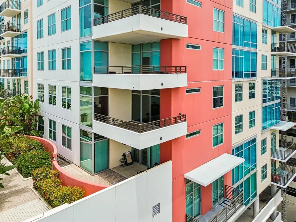 1120 E KENNEDY BOULEVARD W #1030 Tampa, FL 33602