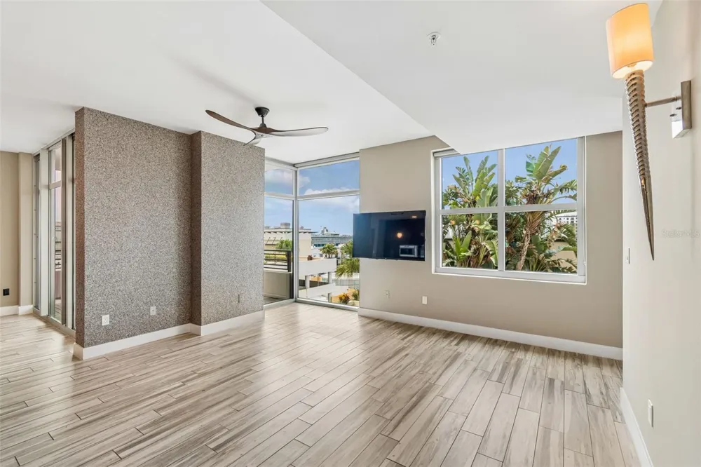 1120 E KENNEDY BOULEVARD W #1030 Tampa, FL 33602