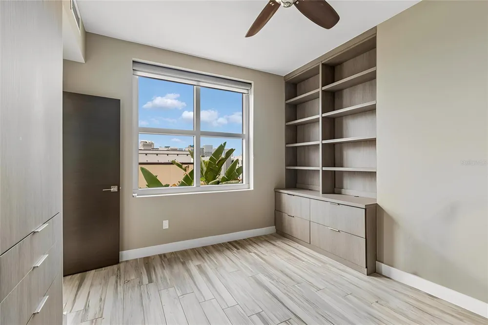 1120 E KENNEDY BOULEVARD W #1030 Tampa, FL 33602